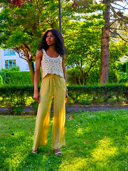 pantalon fluide vert femme, pantalon été léger, pantalon vert bohème, pantalon à cordon Esma Shop, tenue confortable femme