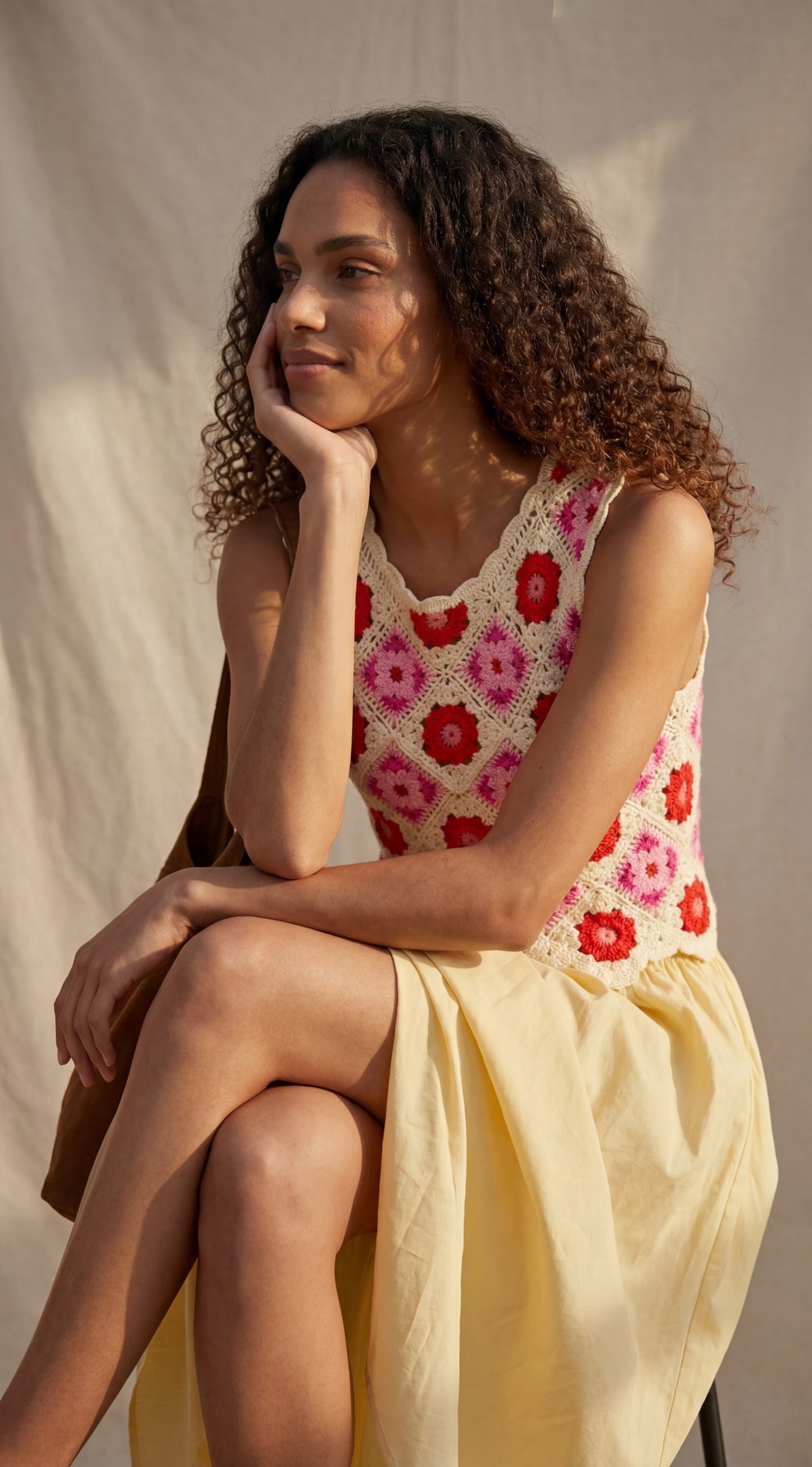 Top en crochet floral