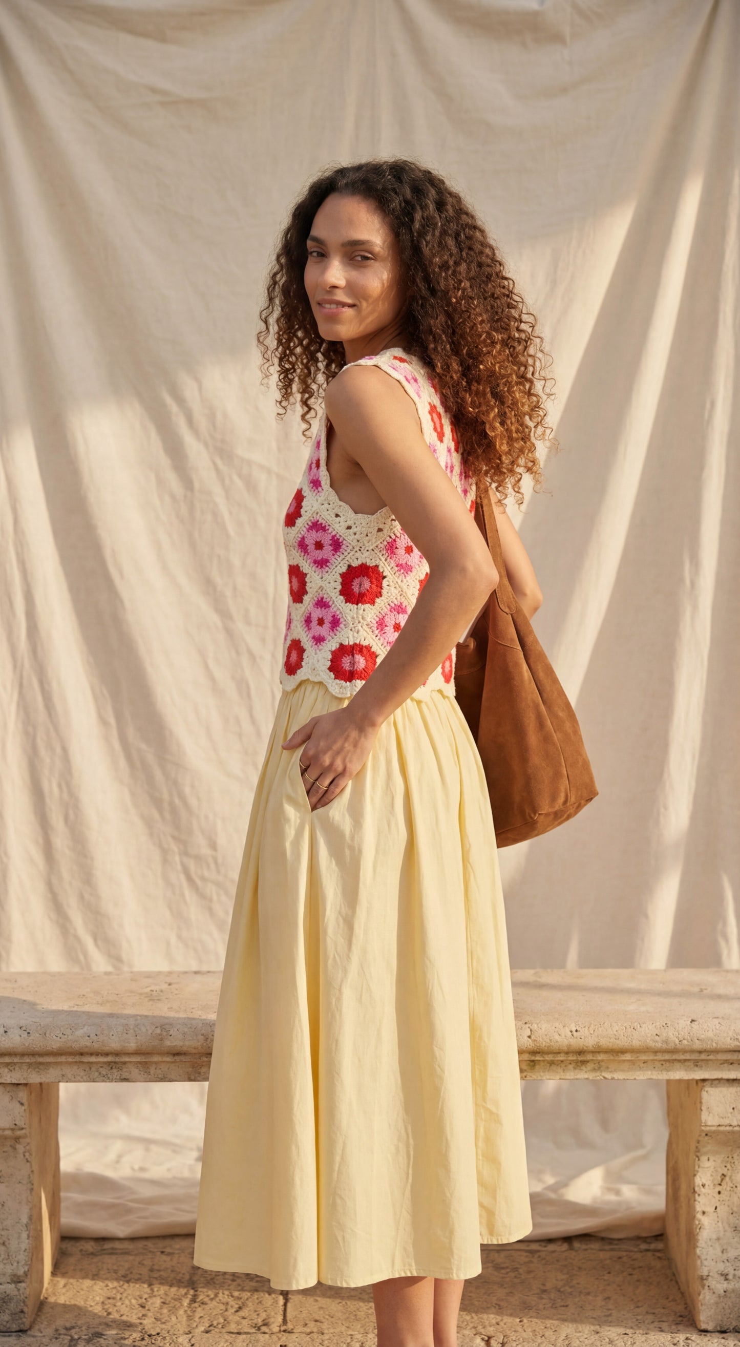 Top en crochet floral