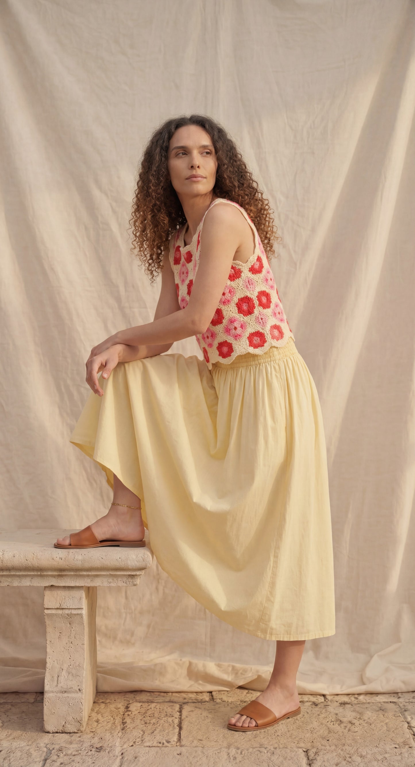 Top en crochet floral