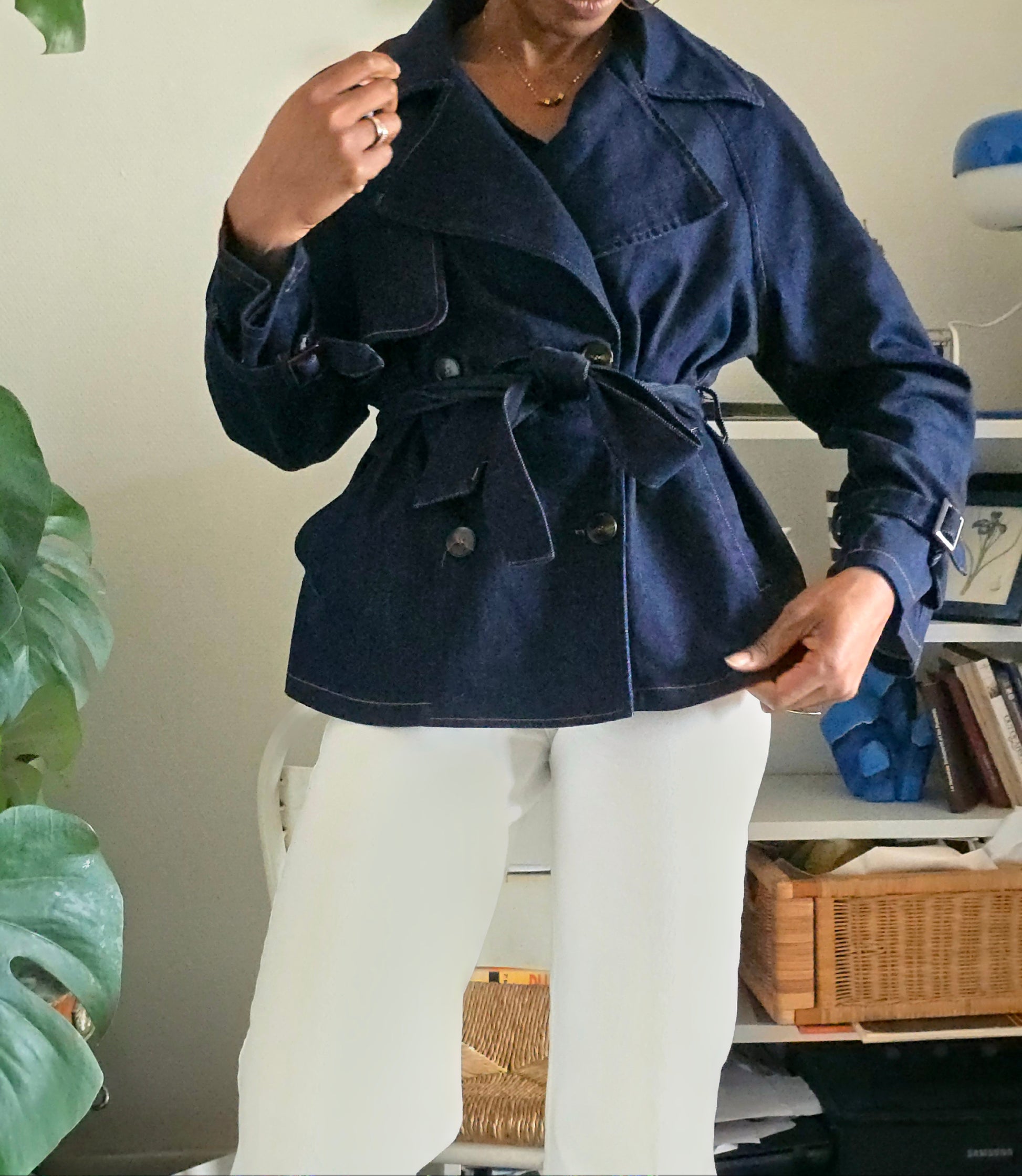 trench en denim court tendance  mode féminine 