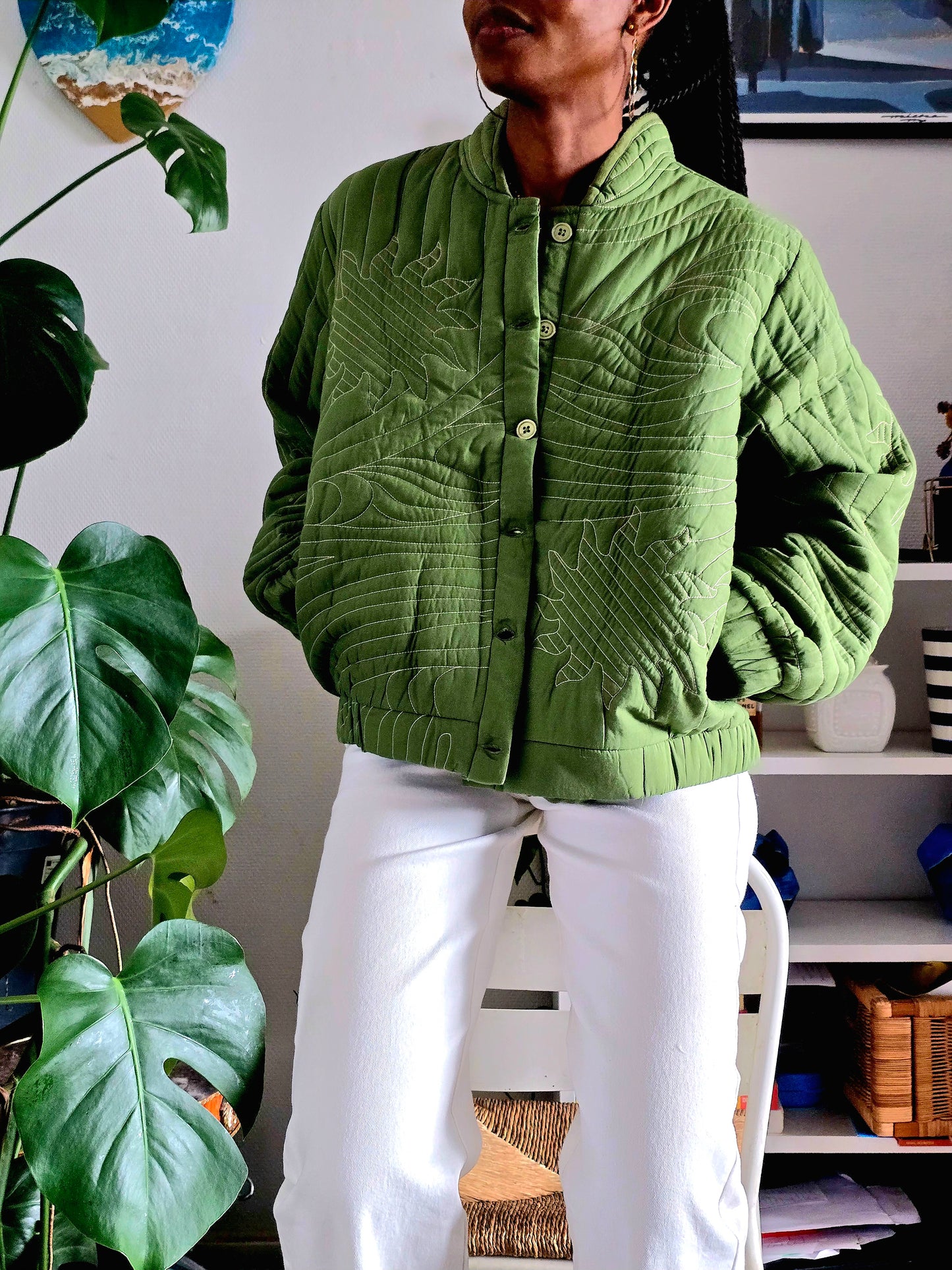 bomber vert, bomber matelassé femme, veste streetwear femme, bomber brodé, mode urbaine chic