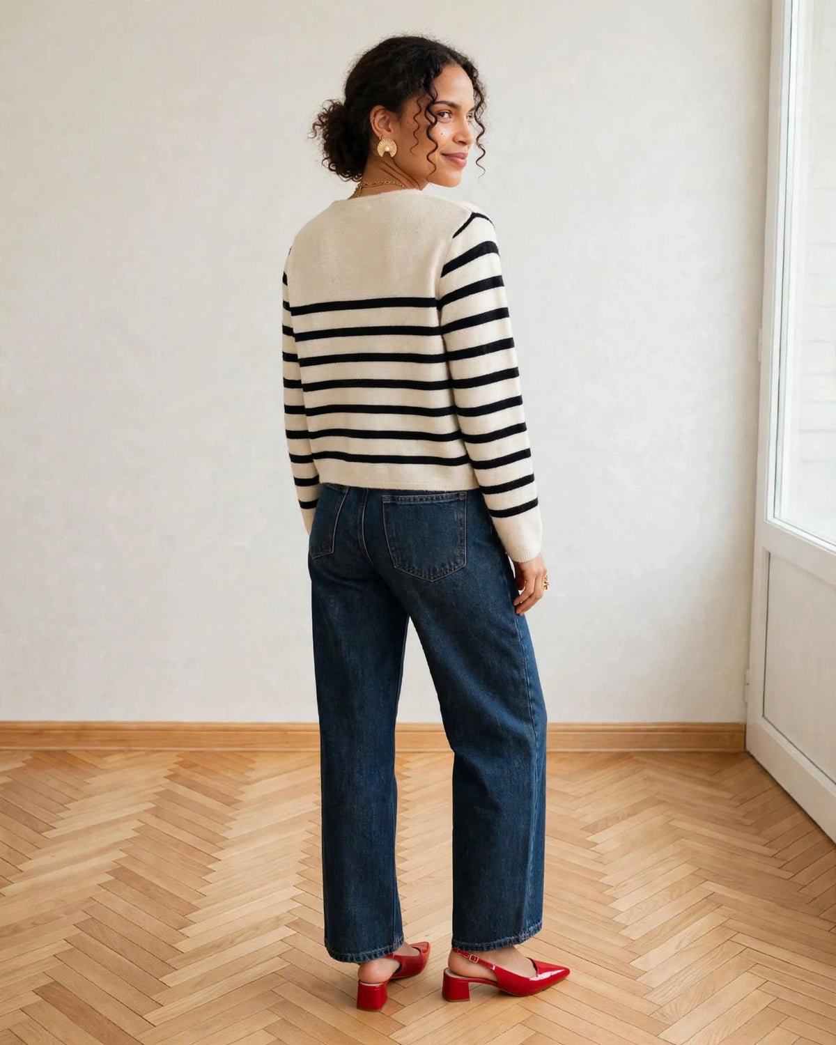  detail boutons bijou dores cardigan raye femme  colette dos esma shop