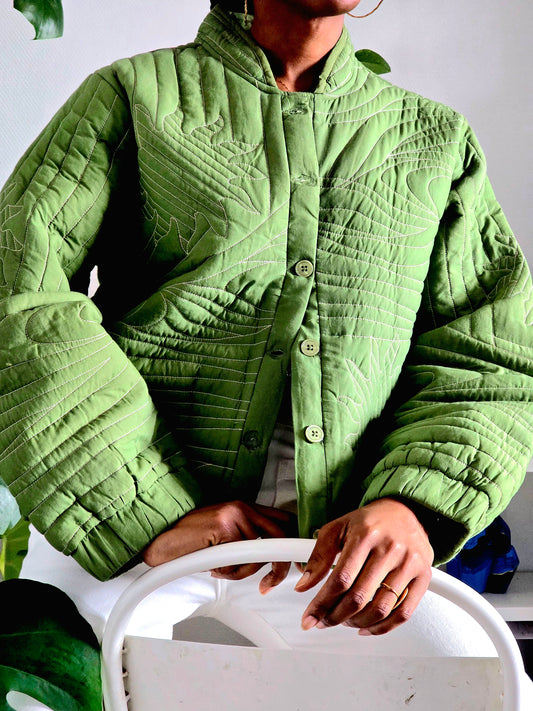bomber vert, bomber matelassé femme, veste streetwear femme, bomber brodé, mode urbaine chic
