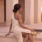 zoom-tissu-satin-brillant-robe-habillee