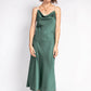 Robe en satin bretelle